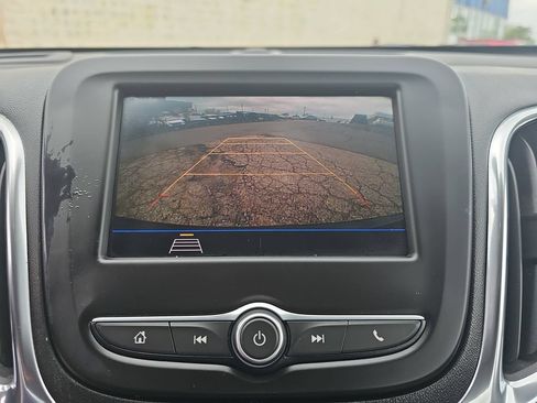 Certified 2021 Chevrolet Equinox LS FWD image 28