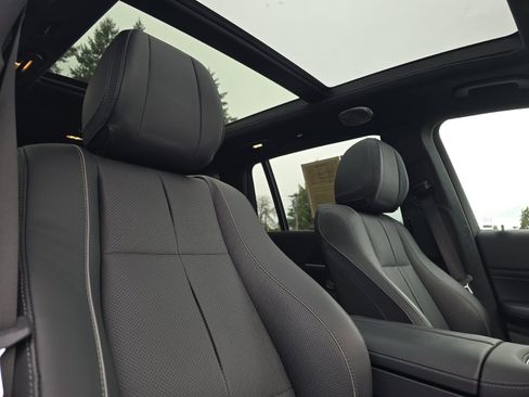 Used 2023 Mercedes-Benz GLS 580 4MATIC image 18