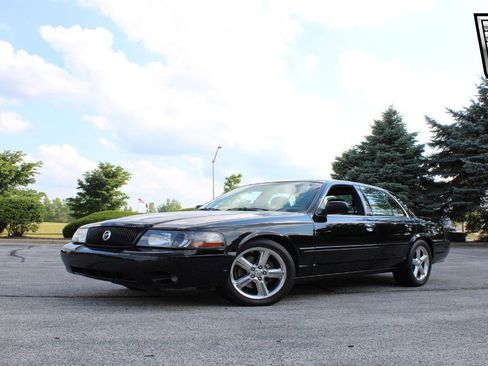 Used 2004 Mercury Marauder image 2