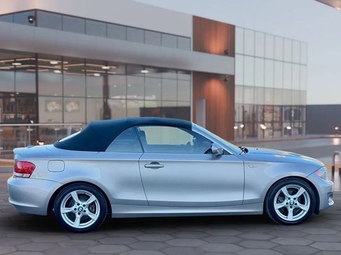 Used 2012 BMW 128i Convertible image 12