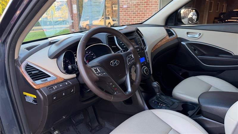 Used 2016 Hyundai Santa Fe SE w/ Option Group 02 AWD/4WD image 34