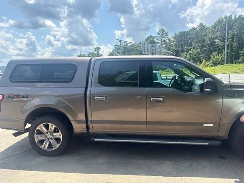 Used 2019 Ford F150 XLT w/ Equipment Group 302A Luxury AWD/4WD image 8