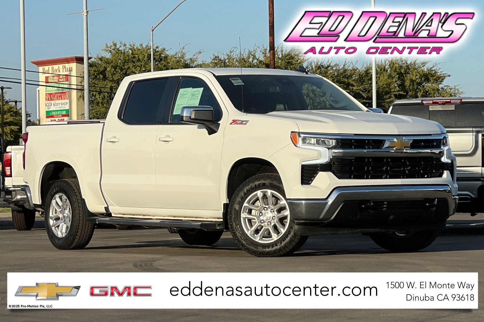 Used 2025 Chevrolet Silverado 1500 LT AWD/4WD image 1