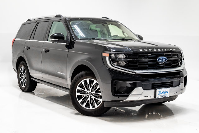 Used 2025 Ford Expedition Platinum AWD/4WD image 6