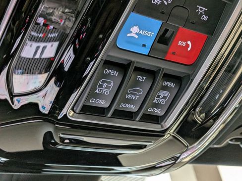 New 2026 Jeep Grand Wagoneer Summit w/ Premium Group III AWD/4WD image 23