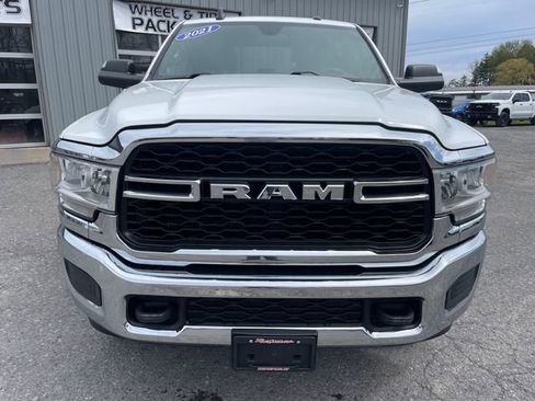 Used 2021 RAM 2500 Tradesman w/ Chrome Appearance Group AWD/4WD image 2