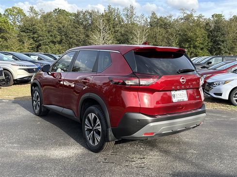 Certified 2023 Nissan Rogue SV image 10