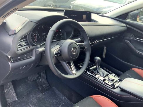 Certified 2025 MAZDA CX-30 Carbon image 8