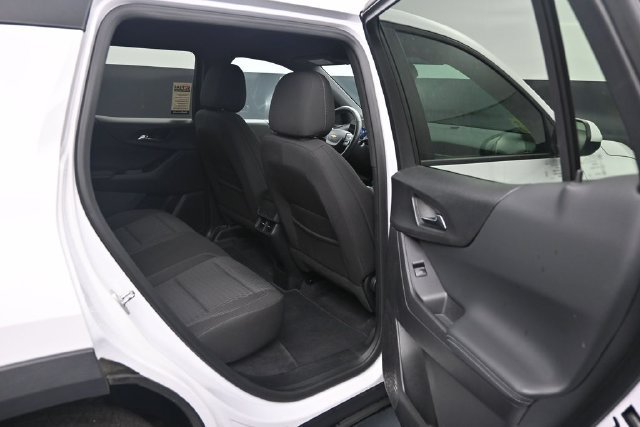Used 2025 Chevrolet Equinox LT FWD image 42