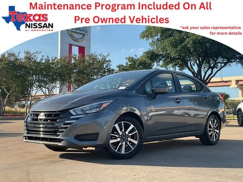 Used 2025 Nissan Versa SV FWD image 1