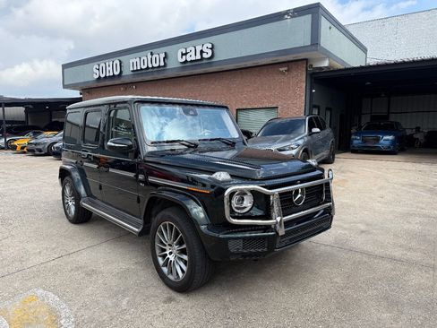 Used 2021 Mercedes-Benz G 550 image 2
