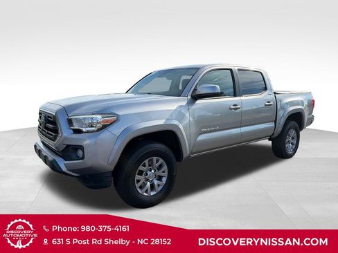 Used 2018 Toyota Tacoma SR5 RWD image 1