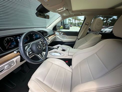 Used 2023 Mercedes-Benz GLE 450 4MATIC image 4