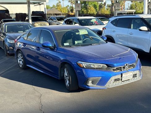 Used 2023 Honda Civic LX image 2