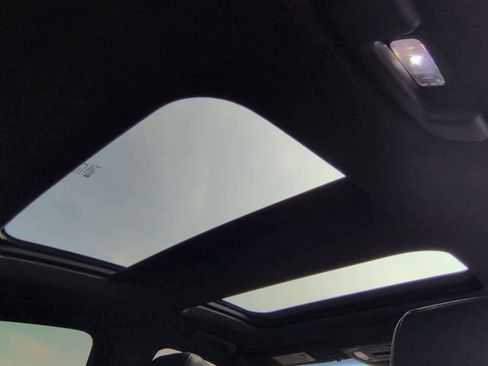 Used 2024 Cadillac CT5 Sport w/ Technology Package image 22