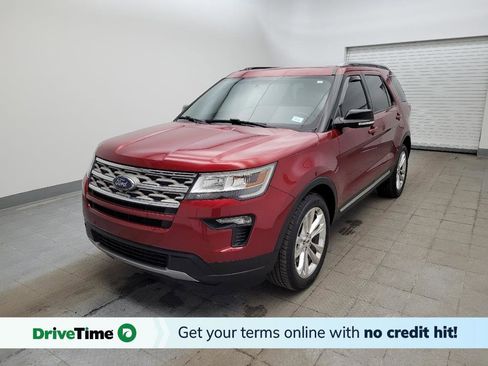 Used 2018 Ford Explorer XLT w/ Equipment Group 202A image 1