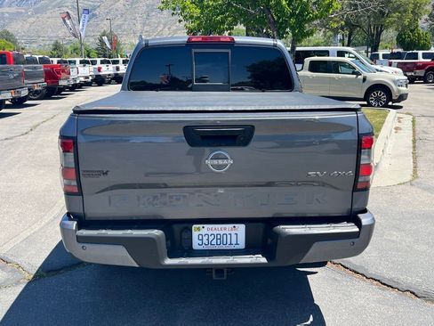 Used 2022 Nissan Frontier SV AWD/4WD image 8