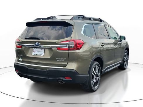 Used 2023 Subaru Ascent Limited w/ Technology Package AWD/4WD image 4