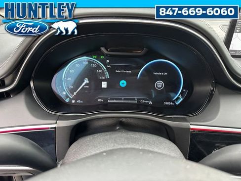 Used 2023 Genesis GV70 3.5T Sport w/ Sport Prestige Package image 34