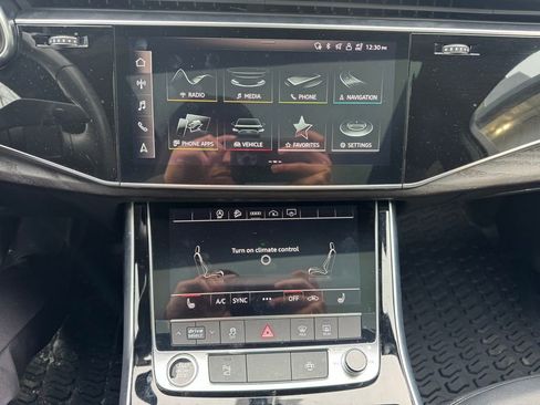 Used 2021 Audi Q7 2.0T Premium Plus image 12