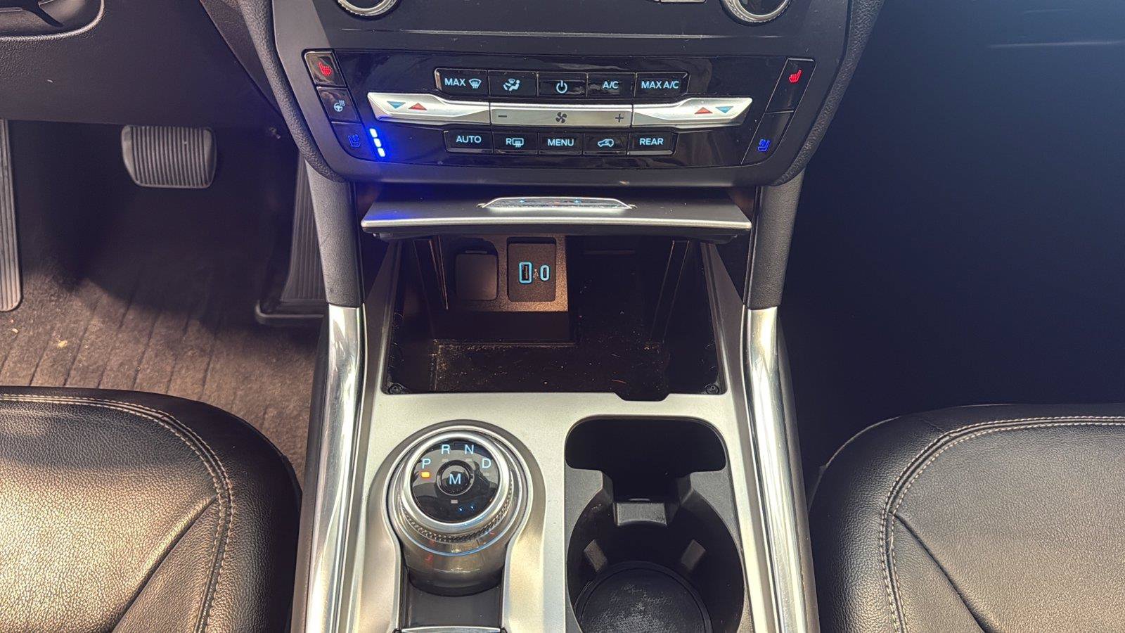 Certified 2020 Ford Explorer Limited AWD/4WD image 25