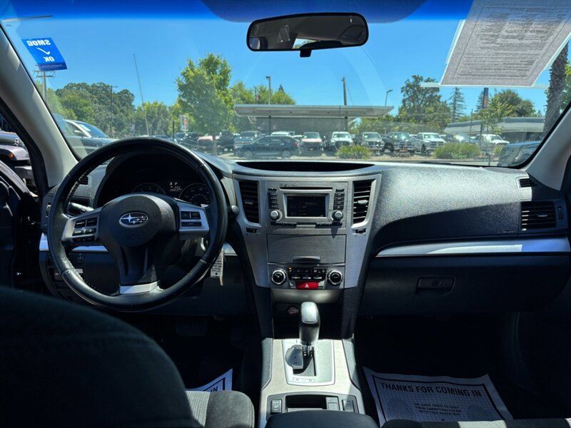 Used 2014 Subaru Outback 2.5i Premium AWD/4WD image 14