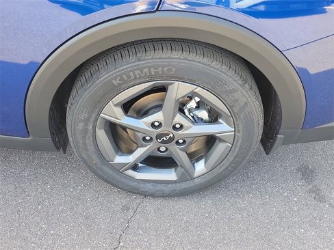 New 2026 Kia K4 LXS image 36