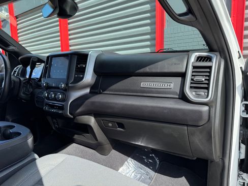 Used 2024 RAM 3500 Big Horn image 17