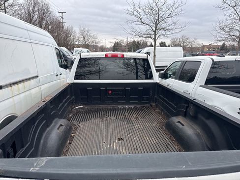 Used 2017 RAM 2500 Tradesman w/ Chrome Appearance Group image 9