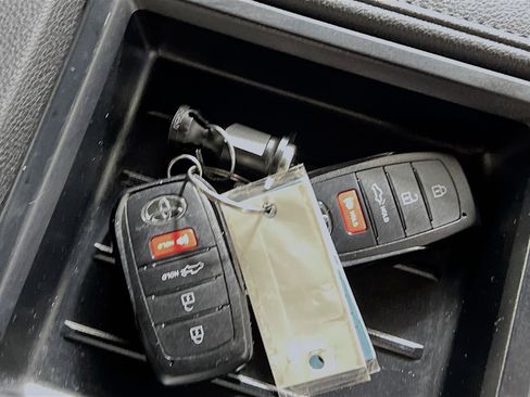 Used 2025 Toyota Tundra SR5 image 34