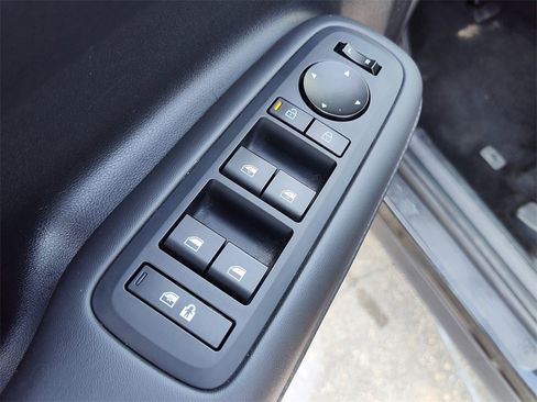 Used 2024 Hyundai Santa Fe SEL image 23