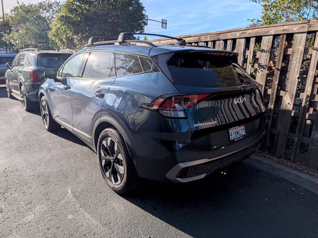 Used 2023 Kia Sportage X-Line AWD/4WD image 3