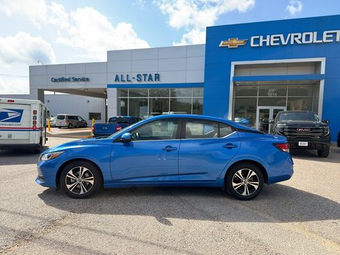 Used 2023 Nissan Sentra SV FWD image 4