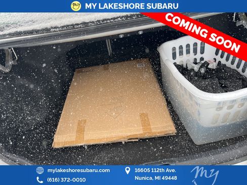 Used 2014 Toyota Camry L image 16