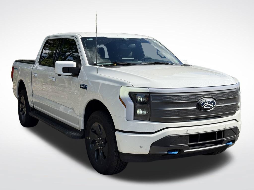 Used 2025 Ford F150 Lightning Lariat AWD/4WD image 6