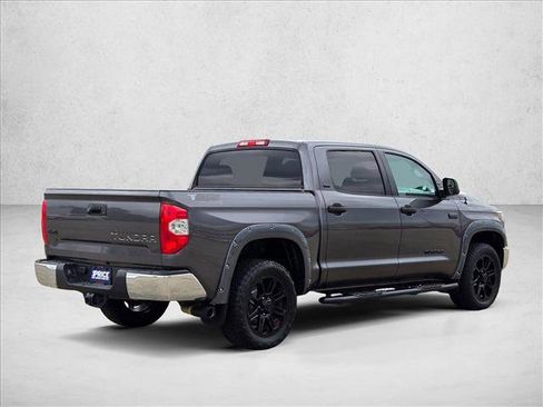 Used 2018 Toyota Tundra SR5 w/ SR5 Upgrade Package AWD/4WD image 5