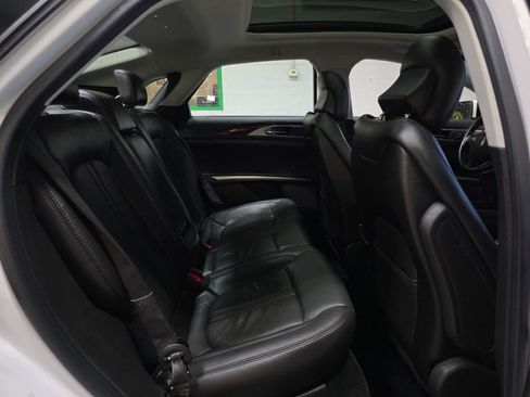 Used 2013 Lincoln MKZ FWD image 23
