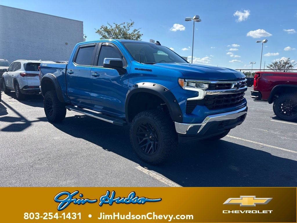 Used 2022 Chevrolet Silverado 1500 LT w/ All Star Edition Plus AWD/4WD image 1