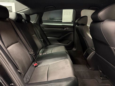 Used 2018 Honda Accord Sport image 37