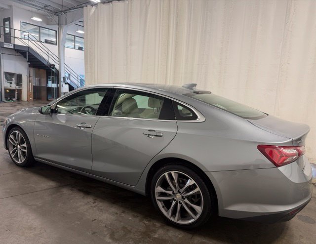 Used 2024 Chevrolet Malibu LT FWD image 2