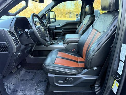 Used 2018 Ford F150 XLT w/ Equipment Group 302A Luxury AWD/4WD image 29