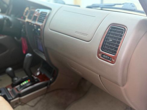 Used 2001 Toyota 4Runner SR5 image 92