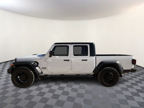 Used 2020 Jeep Gladiator Sport w/ Quick Order Package 23S image 2