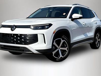New 2026 Volkswagen Tiguan SE