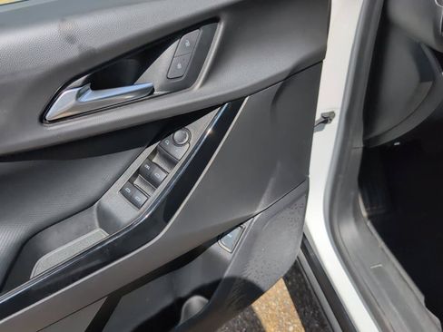 Used 2025 Chevrolet Equinox LT w/ Convenience Package II FWD image 13