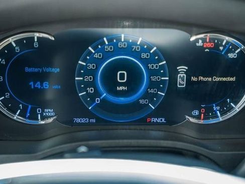 Used 2020 Cadillac Escalade ESV Luxury image 45