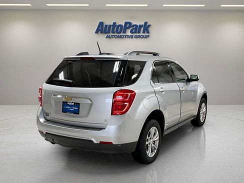 Used 2017 Chevrolet Equinox LT w/ Convenience Package image 7