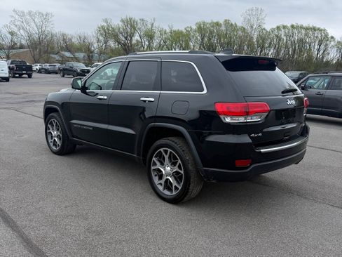 Used 2019 Jeep Grand Cherokee Limited AWD/4WD image 4