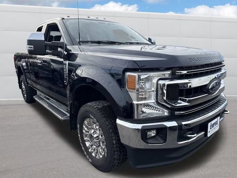 Used 2022 Ford F250 XLT w/ XLT Premium Package image 9