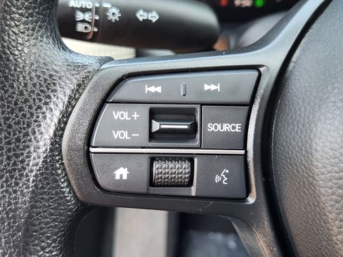 Certified 2024 Honda HR-V LX image 22